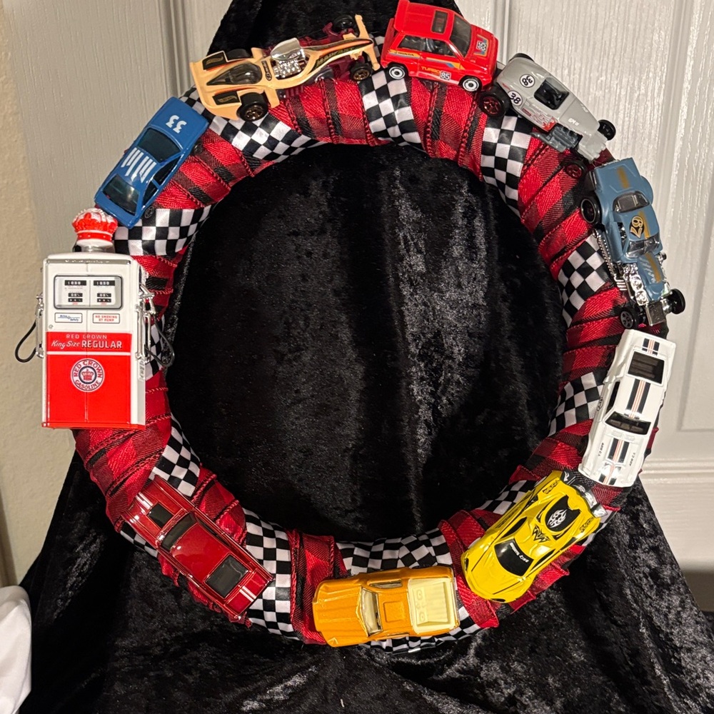 Colorful Toy Car Wreath with Red and Black Design